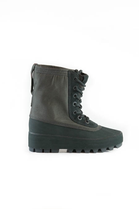 Yeezy 950 Pirate Black Man 